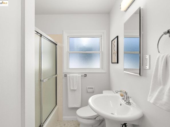 2234 Lobert St, Castro Valley CA 94546