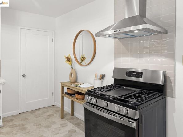 2234 Lobert St, Castro Valley CA 94546
