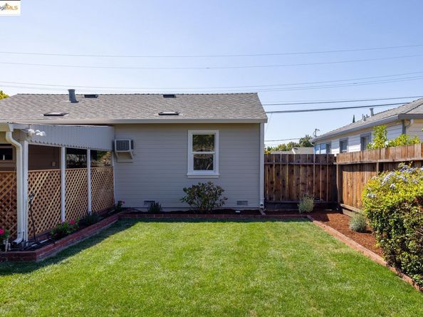 2234 Lobert St, Castro Valley CA 94546