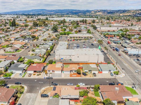 391 Anza Way, San Leandro CA 94578