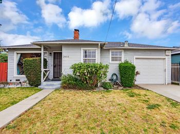 2633 Humphrey Ave