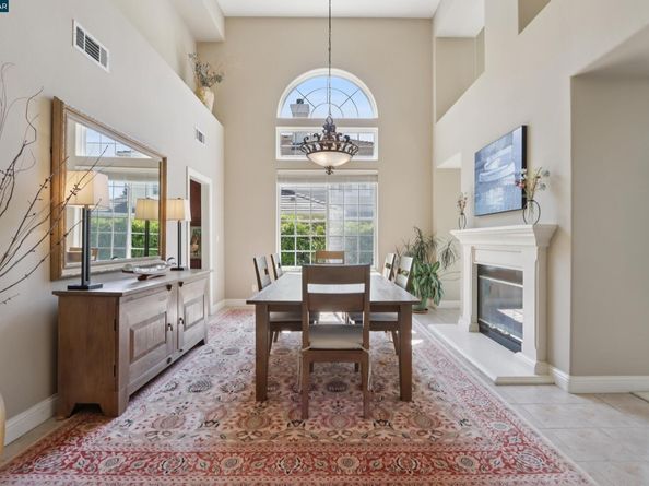 132 Victoria Pl, Danville CA 94506