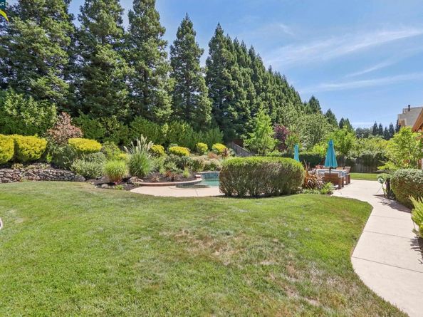 132 Victoria Pl, Danville CA 94506