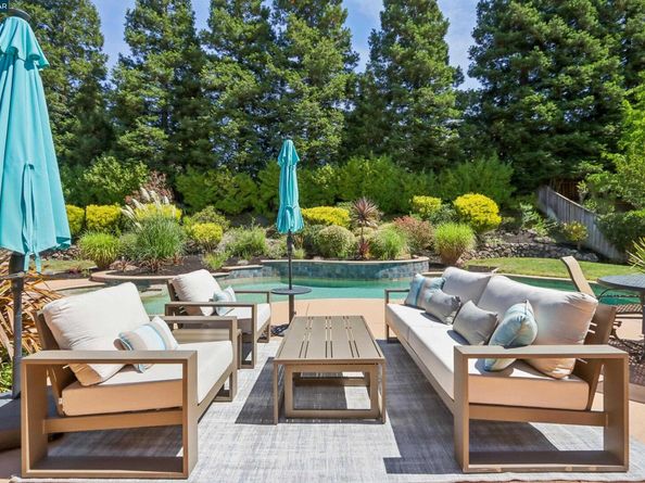 132 Victoria Pl, Danville CA 94506