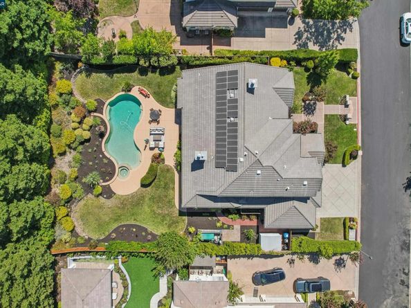 132 Victoria Pl, Danville CA 94506