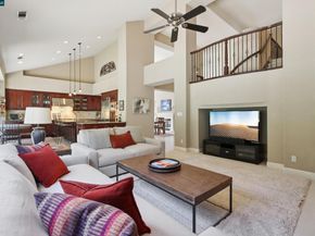 132 Victoria Pl, Danville CA 94506
