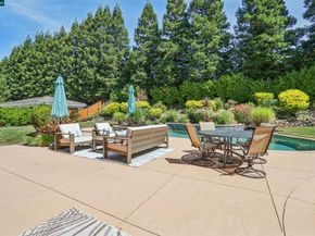 132 Victoria Pl, Danville CA 94506