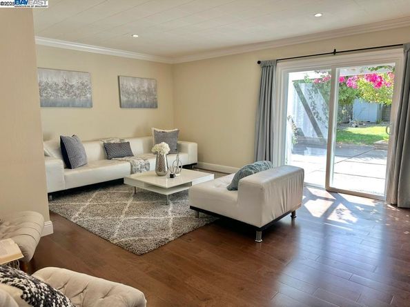 18411 Watters Dr, Castro Valley CA 94546