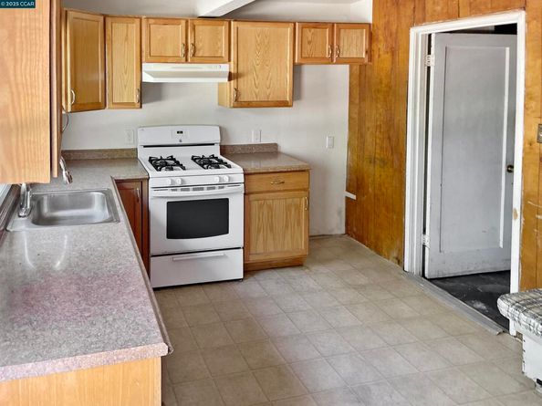 3107 Hacienda Dr, Concord CA 94519