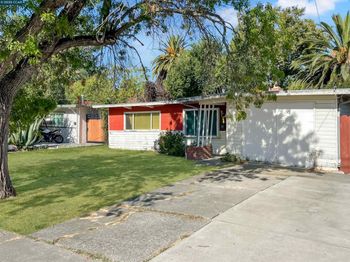 3107 Hacienda Dr