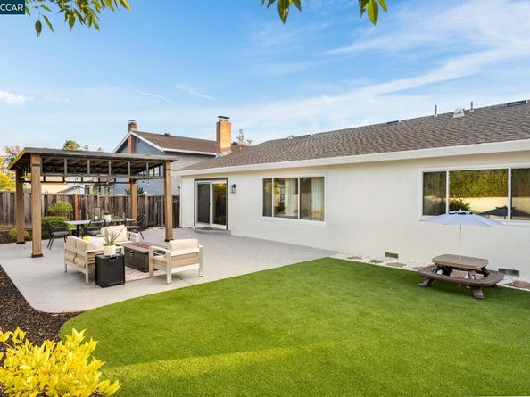 576 Santander Dr, San Ramon CA 94583