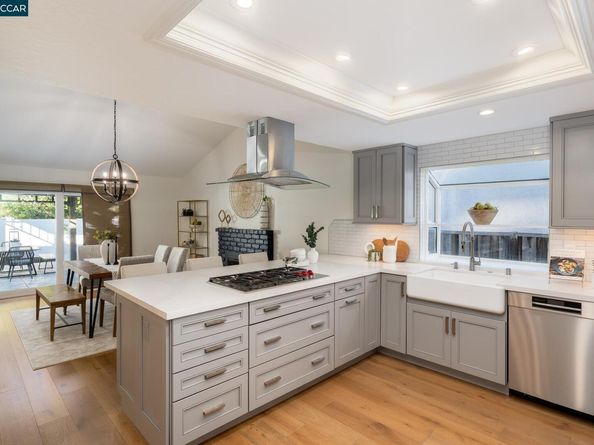 576 Santander Dr, San Ramon CA 94583