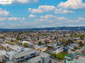 1123 65Th St, Oakland CA 94608
