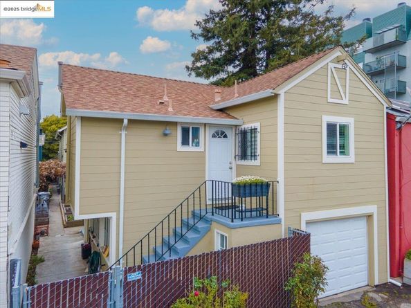 1123 65Th St, Oakland CA 94608