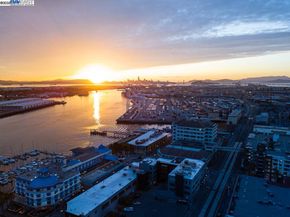 222 Broadway 1002, Oakland CA 94607