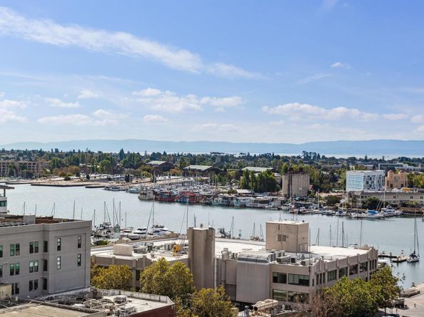 222 Broadway 1002, Oakland CA 94607