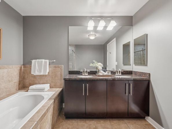 222 Broadway 1002, Oakland CA 94607
