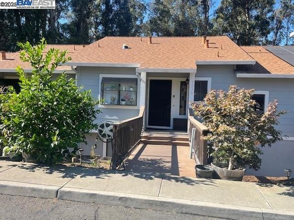 3238 Monika Ln, Hayward CA 94541