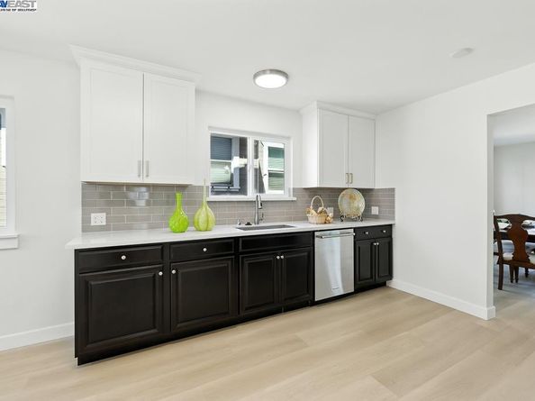1739 E 22Nd St, Oakland CA 94606