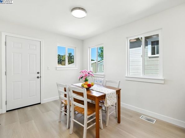 1739 E 22Nd St, Oakland CA 94606