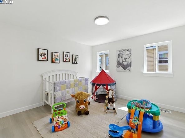 1739 E 22Nd St, Oakland CA 94606