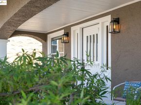 3622 Emerson ST, Oakland CA 94610