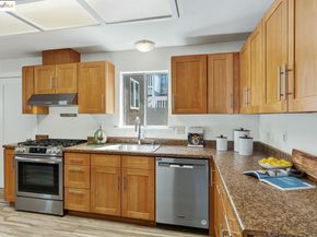 3622 Emerson ST, Oakland CA 94610