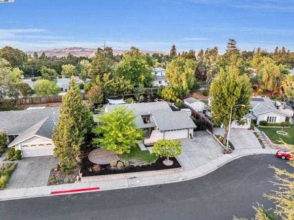 786 Bonita Ave, Pleasanton CA 94566