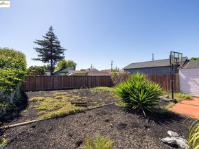 2018 99Th Ave, Oakland CA 94603