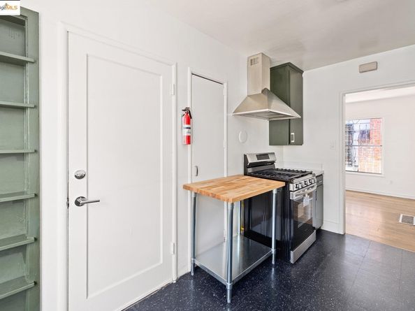 2018 99Th Ave, Oakland CA 94603