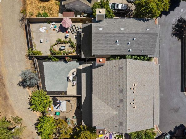 215 Mavis Dr, Pleasanton CA 94566
