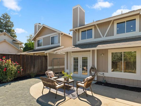 215 Mavis Dr, Pleasanton CA 94566