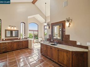 1615 Lawrence Rd, Danville CA 94506
