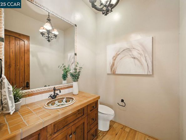 1615 Lawrence Rd, Danville CA 94506