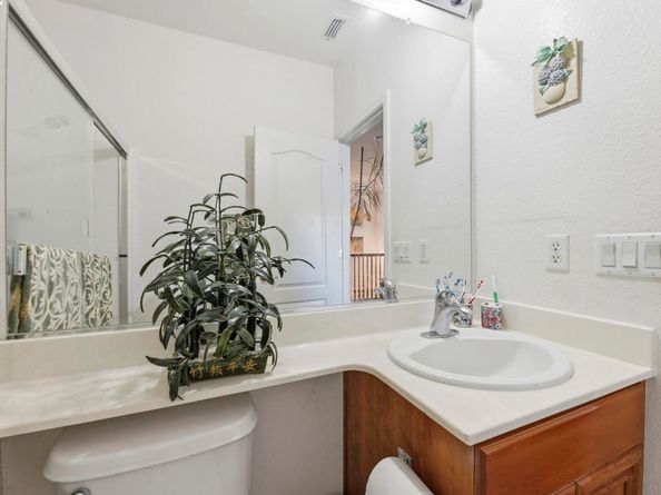 1136 Taraya Ter, Hercules CA 94547