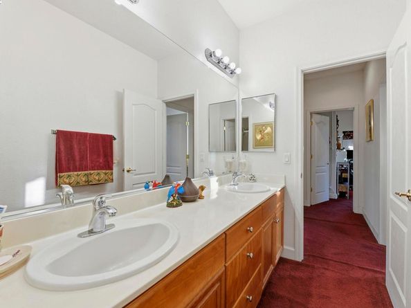 1136 Taraya Ter, Hercules CA 94547