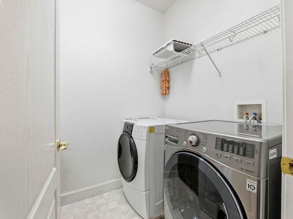 1136 Taraya Ter, Hercules CA 94547