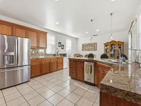 1136 Taraya Ter, Hercules CA 94547