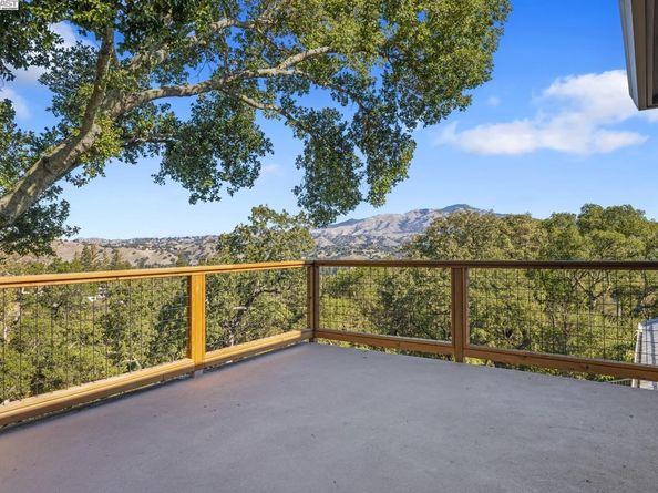 700 Clipper Hill, Danville CA 94526