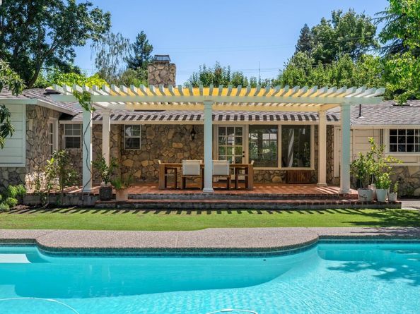 55 Cora Ct, Walnut Creek CA 94597