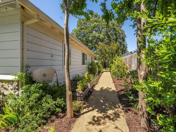 55 Cora Ct, Walnut Creek CA 94597