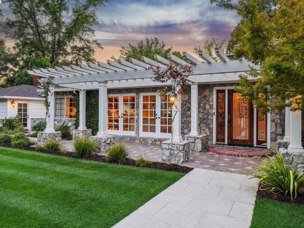 55 Cora Ct, Walnut Creek CA 94597