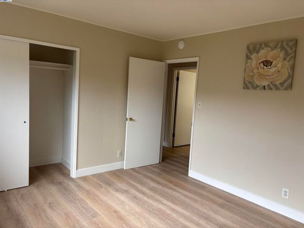 5838 Nottingham Dr, Oakland CA 94611