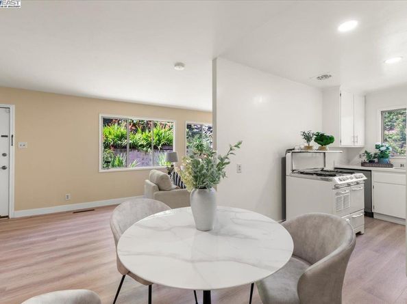 5838 Nottingham Dr, Oakland CA 94611