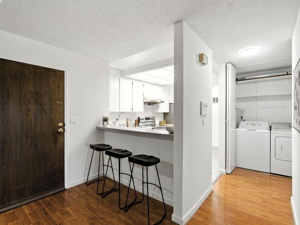 332 Philip Dr 303, Daly City CA 94015