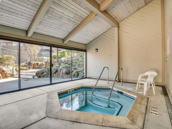 332 Philip Dr 303, Daly City CA 94015