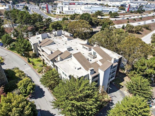 332 Philip Dr 303, Daly City CA 94015