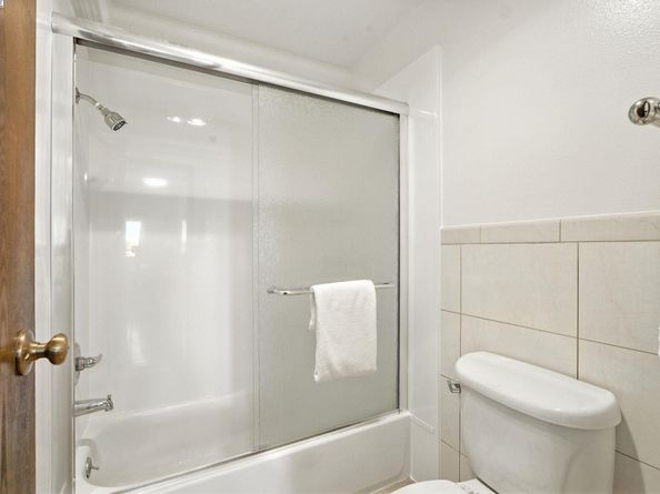 332 Philip Dr 303, Daly City CA 94015