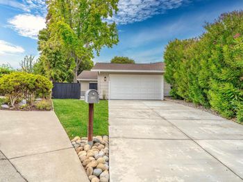 334 La Paz Ct