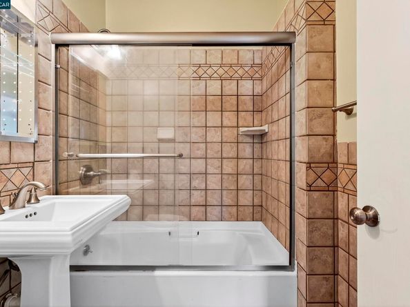 2570 Brian Rd, San Pablo CA 94806